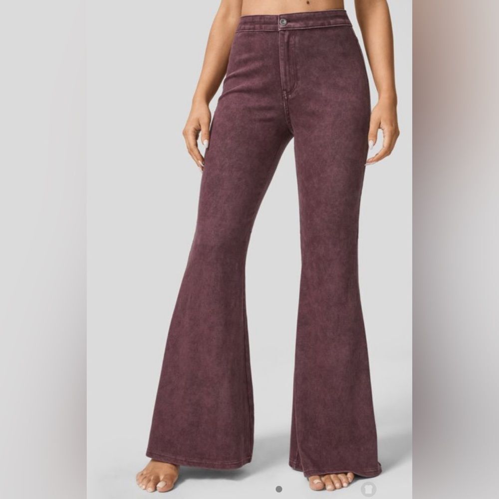 HALARA Women's Wide Leg Jeans in Rich Maroon - Picture 4 of 16